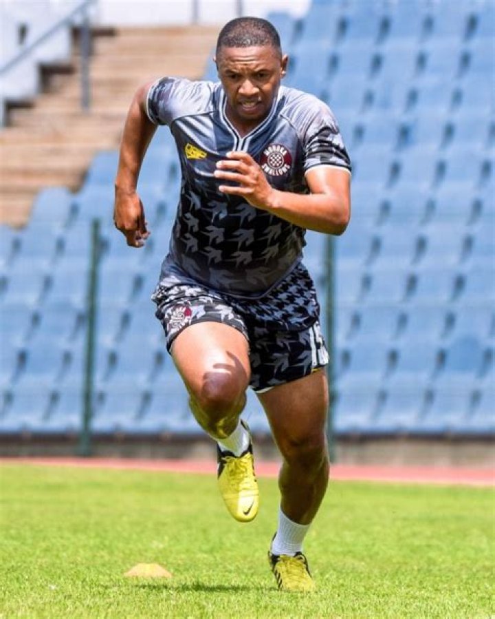 
Andile Jali Height, Weight, Net Worth, Age, Birthday, Wikipedia, Who, Instagram, Biography 