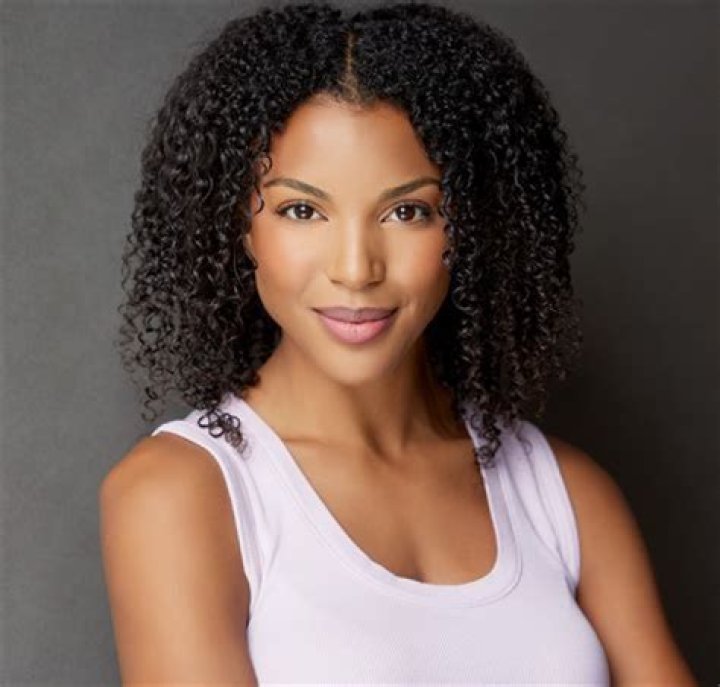 
Angel Acosta Height, Weight, Net Worth, Age, Birthday, Wikipedia, Who, Nationality, Biography 
