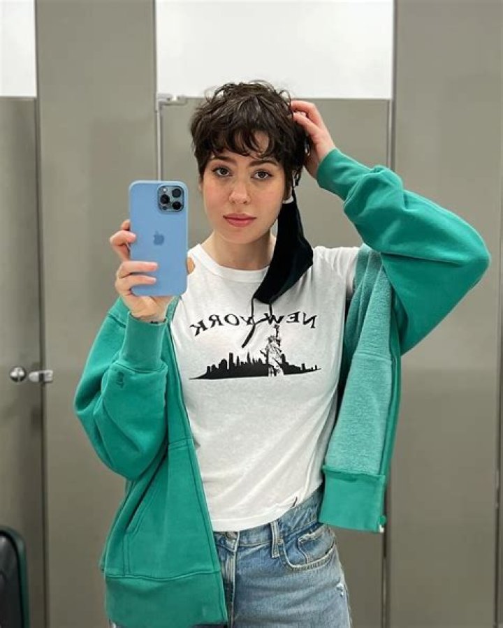 Anisa Jomha Height, Weight, Net Worth, Age, Birthday, Wikipedia, Who, Instagram, Biography