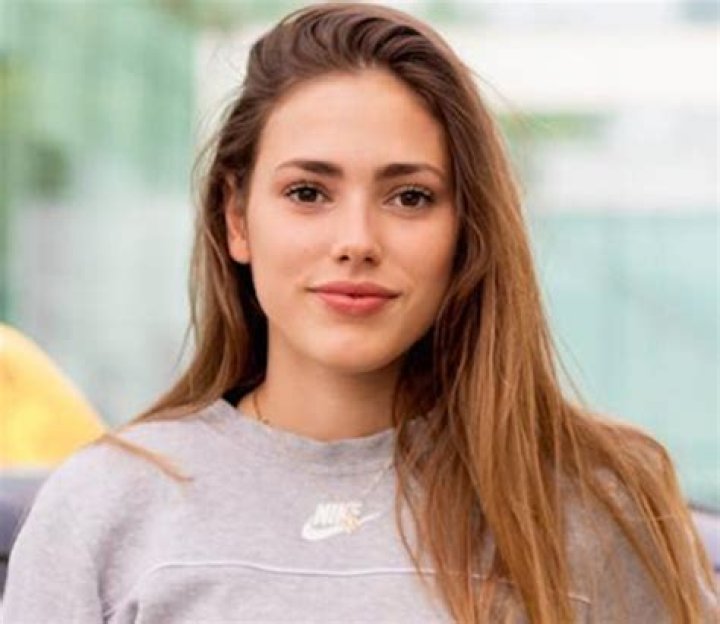  Clara Fernández
