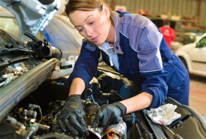 Constance Nunes: Does She Really Work With Cars? A Real Mechanic Is The Cars Masters Cast?