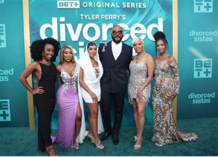 Does Khadeen Ellis On Sistas Have A Twin Sister? Her Siblings Tristan Joseph and Sakari and Husband