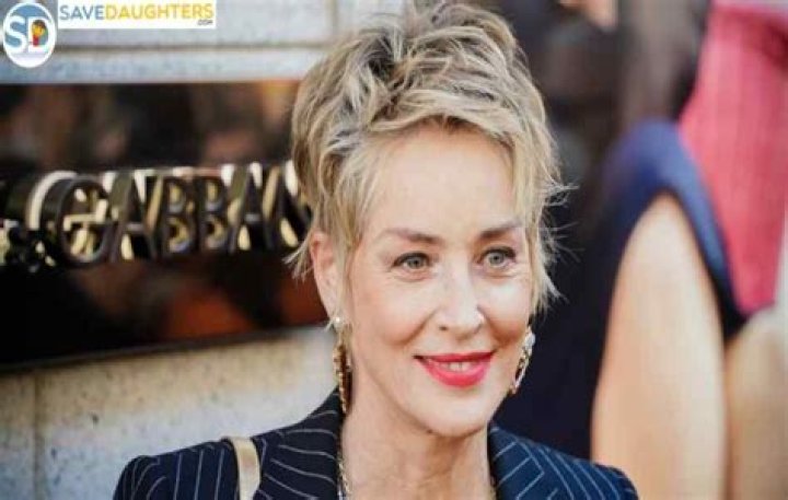 
Emma Licko Height, Weight, Net Worth, Age, Wiki, Who, Instagram, Biography 