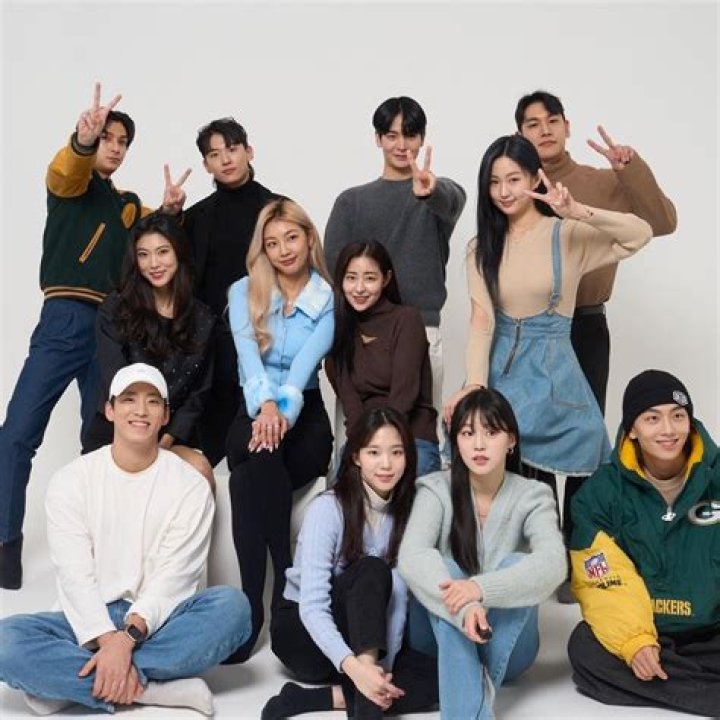 
“He’s funny and chill”: Single’s Inferno fans smitten over Netflix star Kim Se-jun 