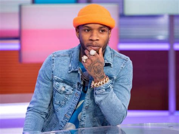 
How tall is Tory Lanez? Height, Net Worth, Hairline, Age – Bio 