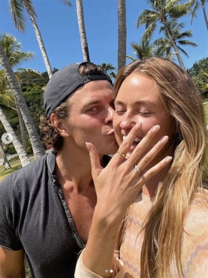 
Is Mitch Wallis Wife Pregnant? Everything To Know About Emily Wallis 