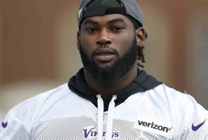 
Is Sharrif Floyd Married to Wife? Or Dating Girlfriend? Kids 