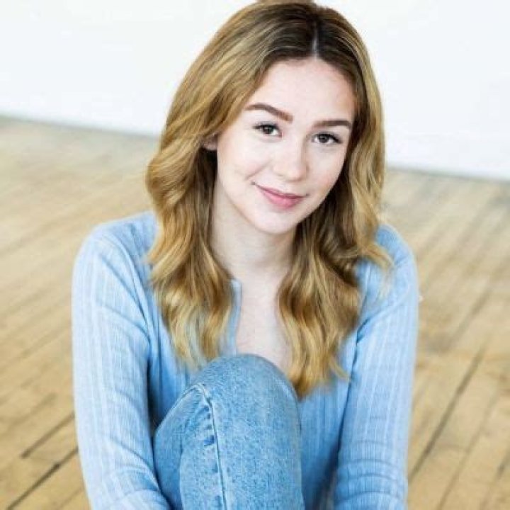 Jerni Stewart Height, Weight, Net Worth, Age, Birthday, Wikipedia, Who, Instagram, Biography