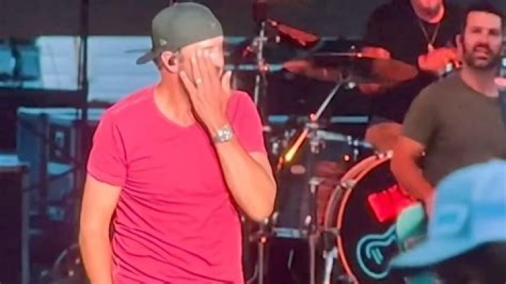 
Luke Bryan Accident Details, Amusement Park Adventure Results In Broken Finger 