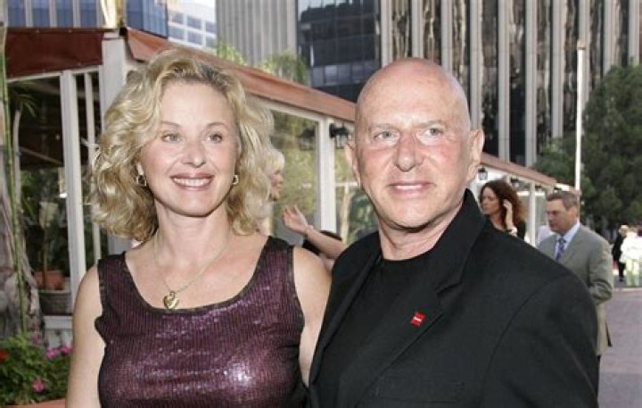 
Mark Fleischman Wife Mimi Fleischman And His Family Were By His Side Until His Last Moment 