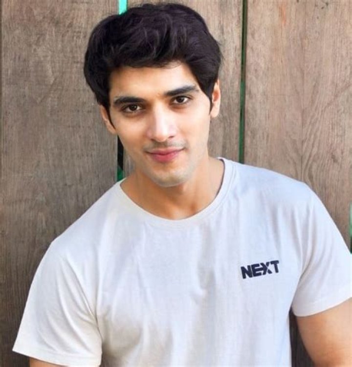 Mohit Duseja Height, Weight, Net Worth, Age, Birthday, Wikipedia, Who, Instagram, Biography