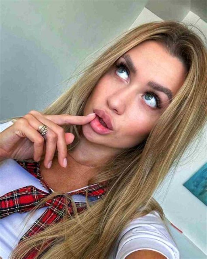 
Paniwaterss Height, Weight, Net Worth, Age, Birthday, Wikipedia, Who, Nationality, Biography 