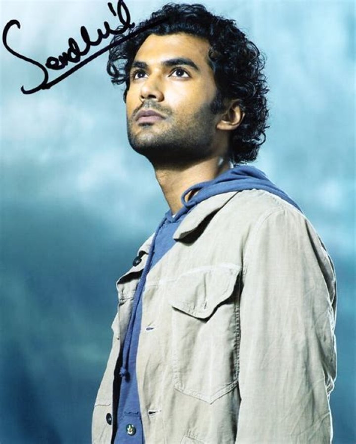 
Sendhil Ramamurthy’s Bio: Wife, Kids, Height, Net Worth 