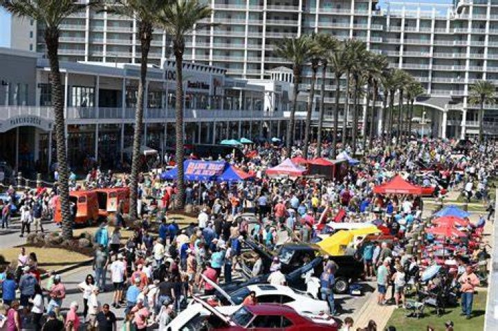 🍓Strawberry Festival 🎠 | Macaroni KID Boynton Beach