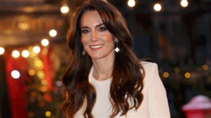 
What Happened To Kate Beckinsale? Check Out Kate Beckinsales Net Worth, Age, Height, Daughter, Family, Bio, Husband, Instagram 