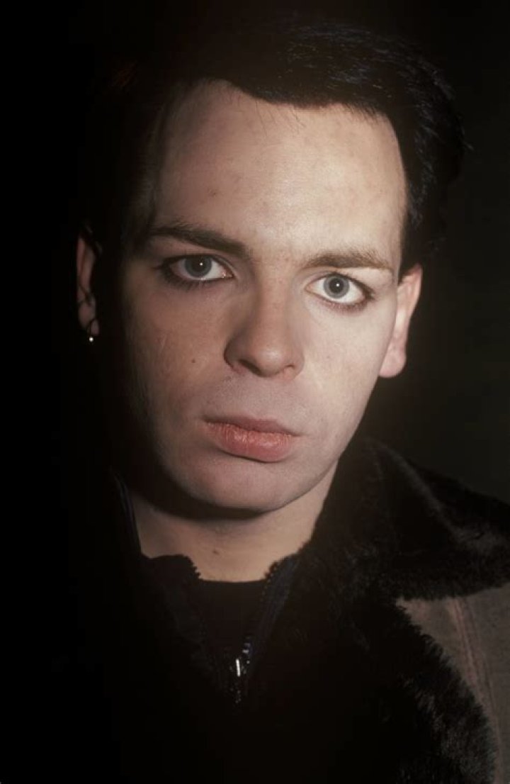 What Is Up With Gary Numan Hair? Viewers Wonder If He Currently Wearing A Wig